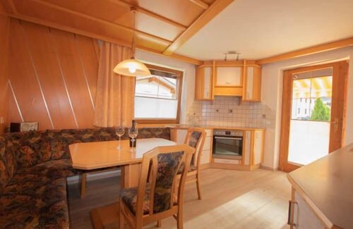Finsing House | Vacation home for 8 guests with 100m² in Uderns (173230)
