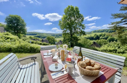 Heidelberg-Kirchheim Apartment | Vacation home Heike, 75sqm, 3 bedrooms, max 6 persons + baby