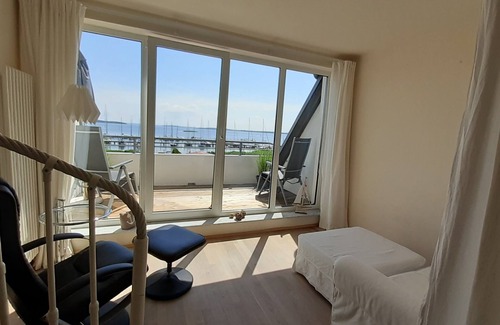 Breege House | Vacation home Heimathafen Rügen with water view