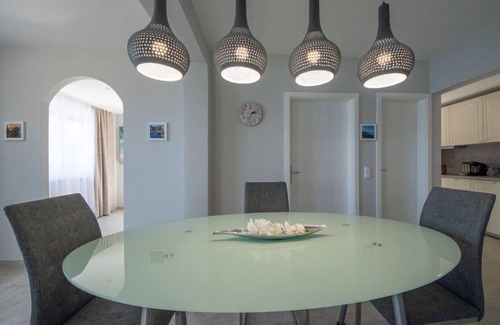 Tulisevica House | Vacation home La Mer by Interhome