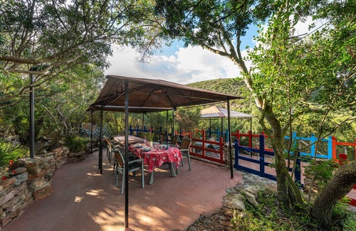 Sant'Antioco House | Vacation Home 'Il Lentischio - Corbezzolo' in Cala Lunga 200 Meters from the Sea