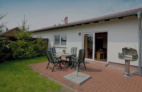 Muritz House | Vacation home in a quiet location, 200m from the nature reserve lake, Mönchshof 13a, with WLAN