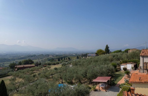 Capannori House | Vacation Home in Capannori with 2 bedrooms sleeps 5
