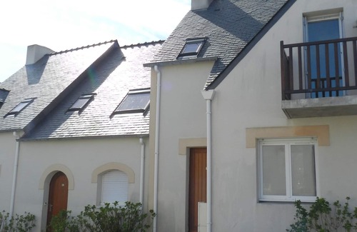 Quiberon House | Vacation home in Quiberon with small garden and terrace