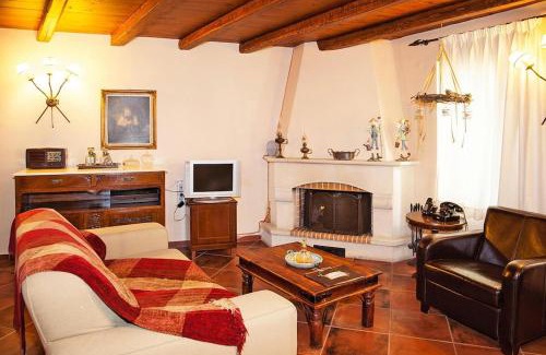 Archanes House | Vacation home in the Archanes with balcony