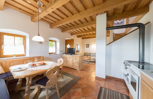 Marktl Cottage | Vacation home in the middle of vineyards
