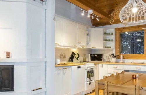 Oulu House | Vacation home Kanervarinne in Haukipudas - 6 persons, 1 bedrooms