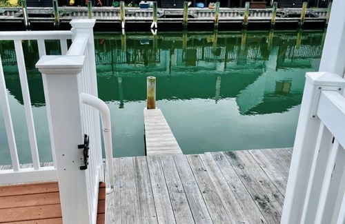 North Ocean City House | Vacation home on the water- 2 level Townhouse/Condo with outdoor pool. 2.5 bath.