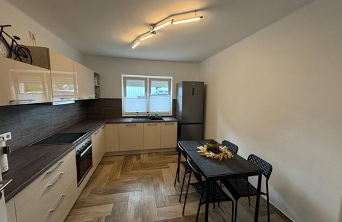 Bad Oeynhausen House | Vacation home opened in 2024/Modern and quiet location. 104 m2 Bad Oeynhausen