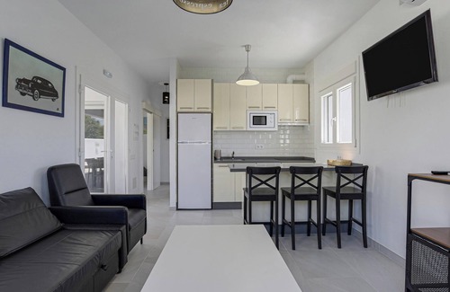 Zahora House | Vacation Home "Rocamar" with Mountain View, Pool, Wi-Fi, A/C, Terrace & Garden