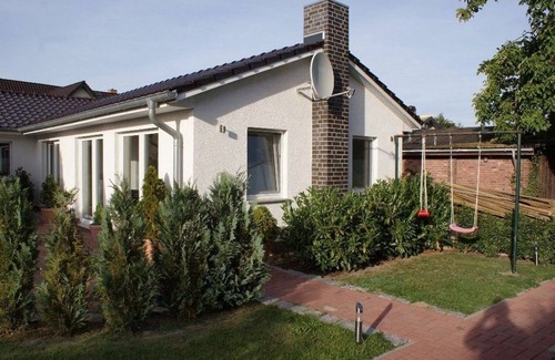 Zierow House | Vacation home Schlossblick - ABC236