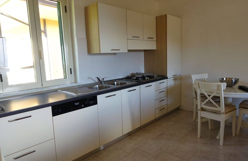 Parghelia House | Vacation Home "Terrazzo A9" with Sea View, Shared Pool & Wi-Fi