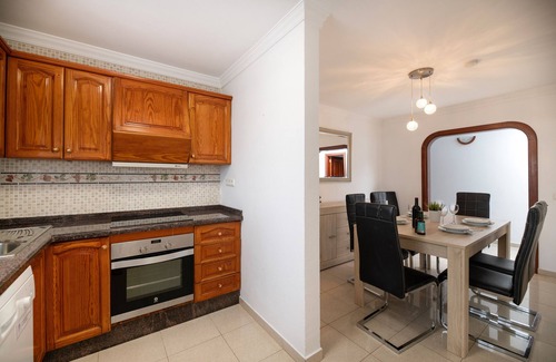 Los Pocillos House | Vacation Home 'Villa Mirafondo' with Private Pool, Wi-Fi and Air Conditioning