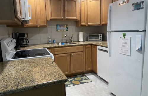 Key Colony Beach Condo | Vacation in Paradise! New Summer and Fall Rates! nPrivate, Sandy Beach and Pool!