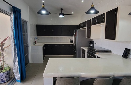 Chelem House | Vacation Oasis 90 sec to beach, with pool, sitting pool, BBQ area & outdoor Bar