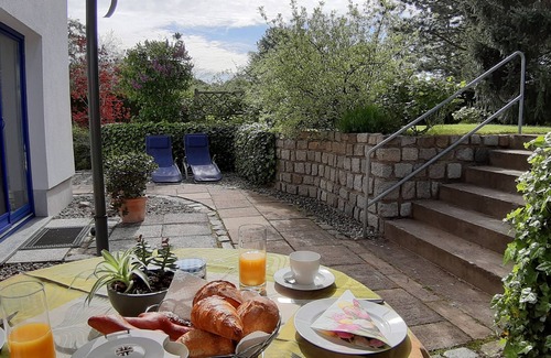 Putnitz Apartment | Vacation on a large garden plot in beautiful nature near the Bodden