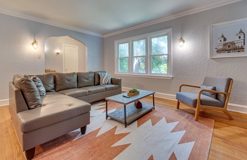 Champaign Cottage | Vacation Rental Near University of Illinois