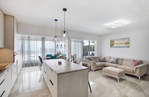 Arona Villa | Vacation Villa 'La Blanca' with Sea View, Wi-Fi and Air Conditioning