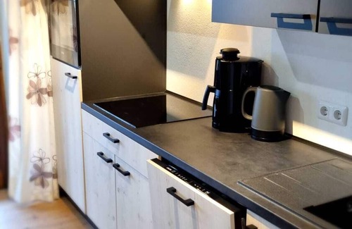 Schonenbach Apartment | Vacation with us at home
