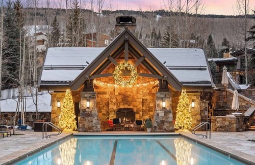 Vail Condo | Vail Four Seasons - One Bedroom Luxury Residence - walk to Gondola One