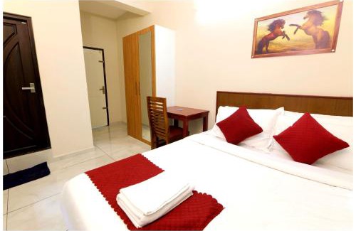 Aluva Hotel | Vajra Periyar Heritage