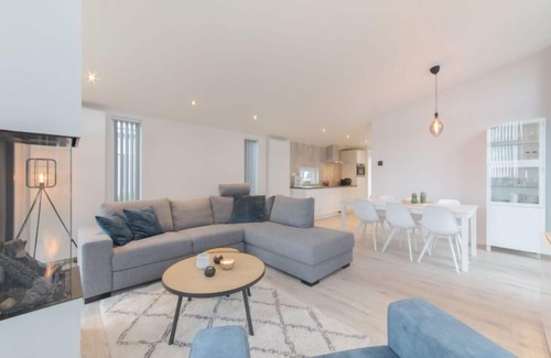 Wemeldinge House | Vakantiehuis Ruisweg 45 by Interhome