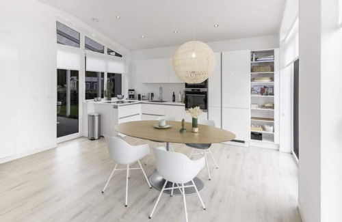 Wemeldinge House | Vakantiehuis Ruisweg 62 by Interhome