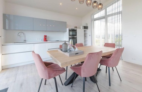 Wemeldinge House | Vakantiehuis Ruisweg 59 by Interhome