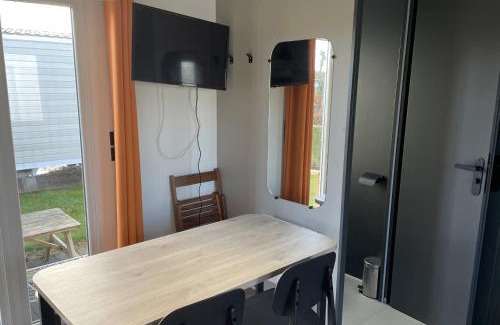 Jabbeke Ski Chalet | Vakantiepark Klein Strand - Cottage 6p