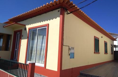 Praia da Vitoria House | Val's Place