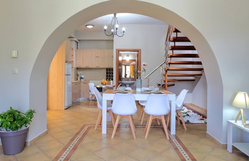 Elos Apartment | Valena Stylish Home -15 min to Elafonisi
