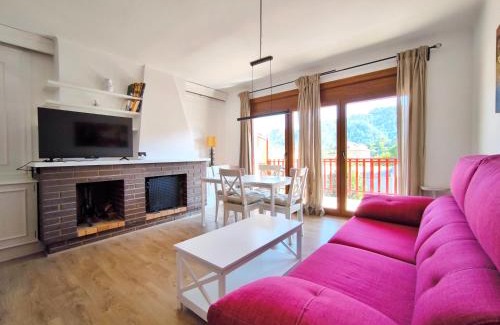 Sant Llorenc de Morunys Apartment | Vall de Lord, terraza con vistas a la montaña