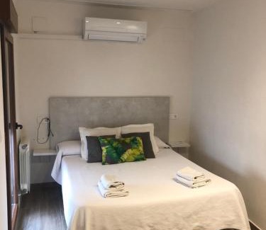 Old Town of Avila Apartment | vallespin 43 parking, wifi