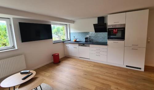 Bestwig Apartment | Valley Chalet mit Sauna u Bergblick