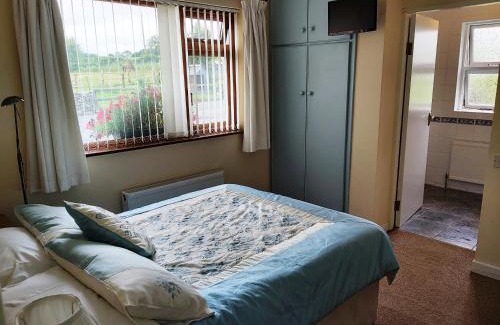 Kilcoman House | Valley Lodge Room Only Guest House