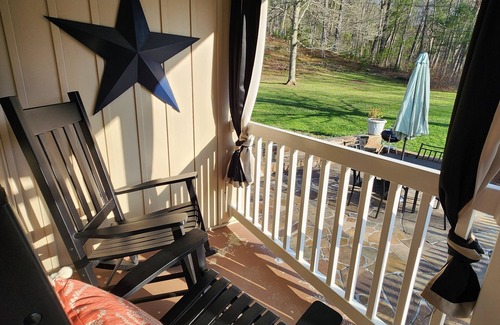White Sulphur Springs House | Valley Ridge Retreat, 2-Acres Near Greenbrier, Borders National Forest & Trails