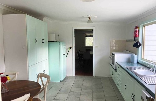 Moparrabah Cottage | Valley Views Mid North Coast Wilderness Creek and Mountains
