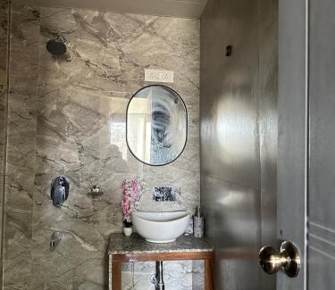 Kempty Range Villa | Valley whispers, Dhanaulti