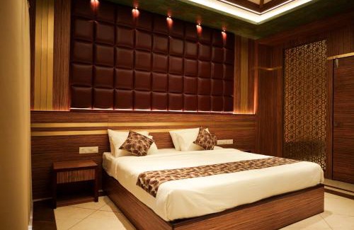 Melattoor Hotel | Valluvanad Residency