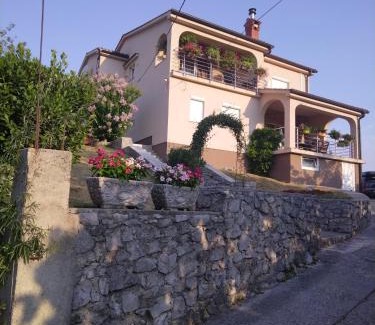 Sarsoni Apartment | Valnea