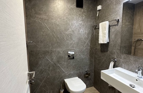 Montana Province Hotel | VALOR