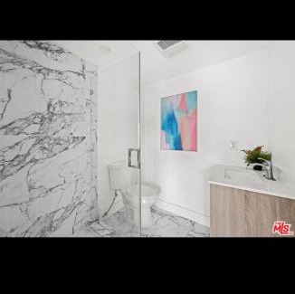 Lake Balboa House | Van Nuys Charming JDU!