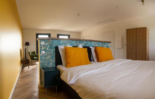Minzac Bed & Breakfast | Vandenbeld Wines B&B