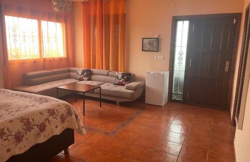 Pinos de Alhaurin House | Vanessa B&B