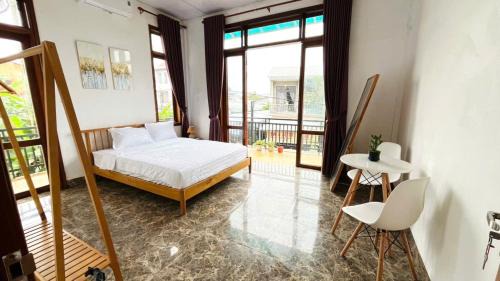 Hue House | Vang's Homestay - Huế