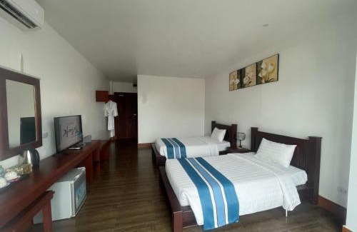 Vang Vieng Hotel | VANG VIENG TOPVIEW HOTEL