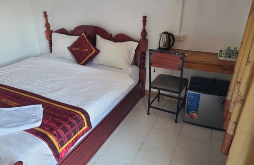 Vang Vieng Bed & Breakfast | VANG VIENG VICTORY HOSTEL