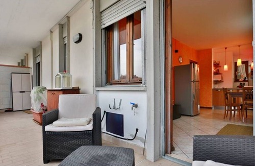Isolotto Apartment | Vanni Terrace 2 BD - comfortable and cozy apartment
