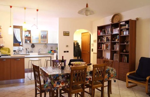 Isolotto Apartment | Vanni Terrace 2 BD - comfortable and cozy apartment