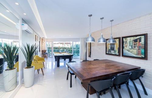 Bombas Apartment | Varandas do Atlântico 01A - Excelente apartamento em condomínio de luxo a beira mar - Piscina climatizada - Academia - (Consultar serviços de roupas de cama e banho)